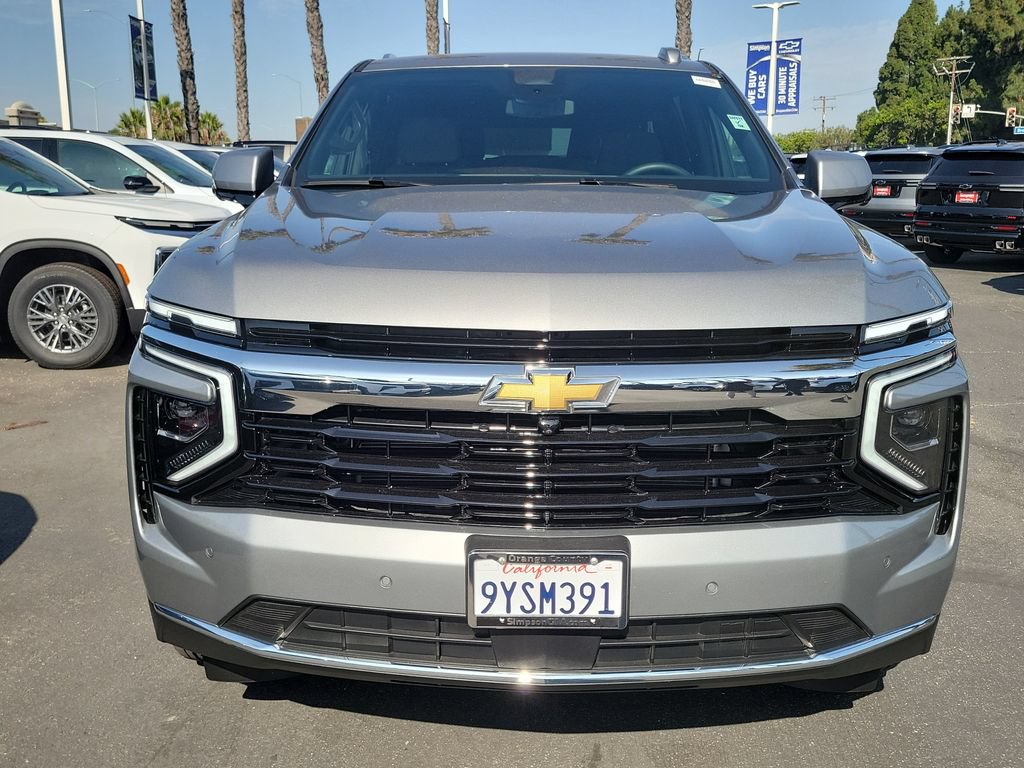 Used 2026 Chevrolet Suburban LS RWD image 23