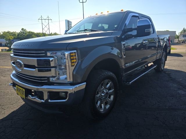 Used 2018 Ford F350 Lariat w/ Chrome Package AWD/4WD image 4
