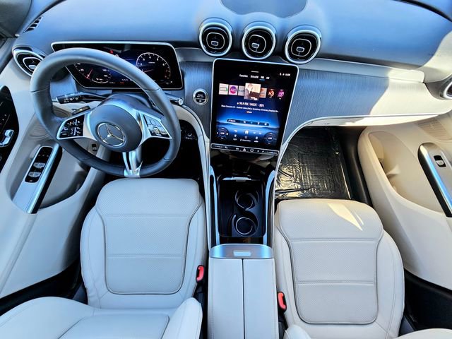 Certified 2025 Mercedes-Benz GLC 300 4MATIC image 28