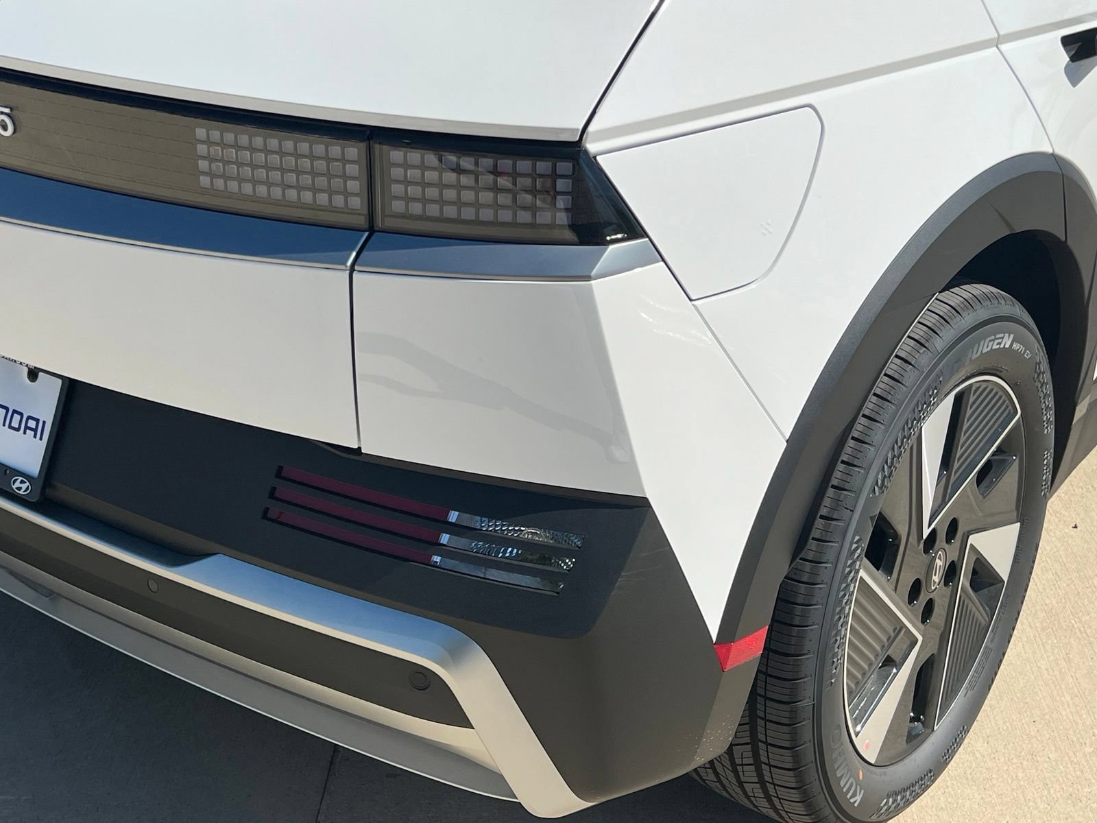 New 2027 Hyundai Ioniq 5 SEL RWD image 13