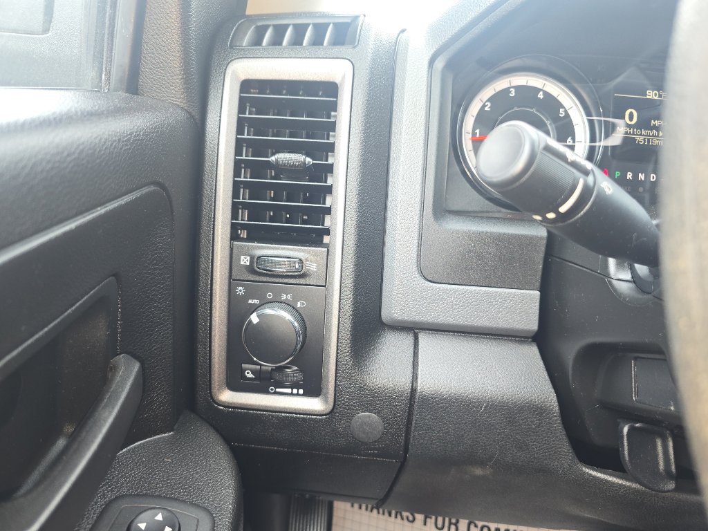 Used 2019 RAM 1500 Tradesman w/ Chrome Appearance Group image 22