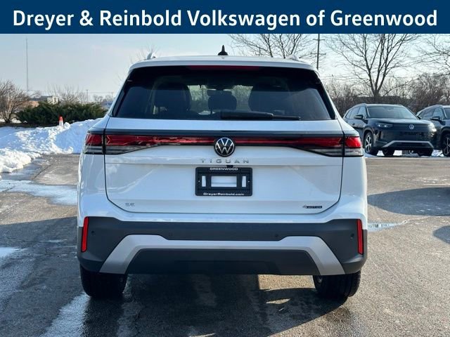 New 2026 Volkswagen Tiguan SE image 7