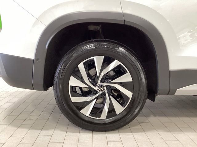 Used 2025 Volkswagen Tiguan S image 23
