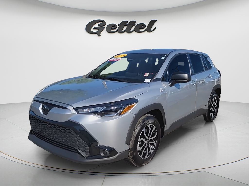 Used 2024 Toyota Corolla Cross S AWD/4WD image 1