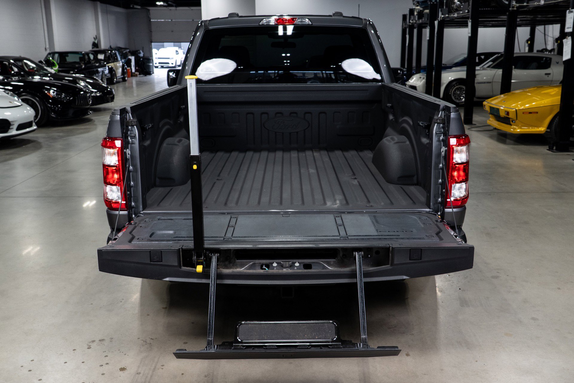 Used 2023 Ford F150 XL w/ Trailer Tow Package image 36