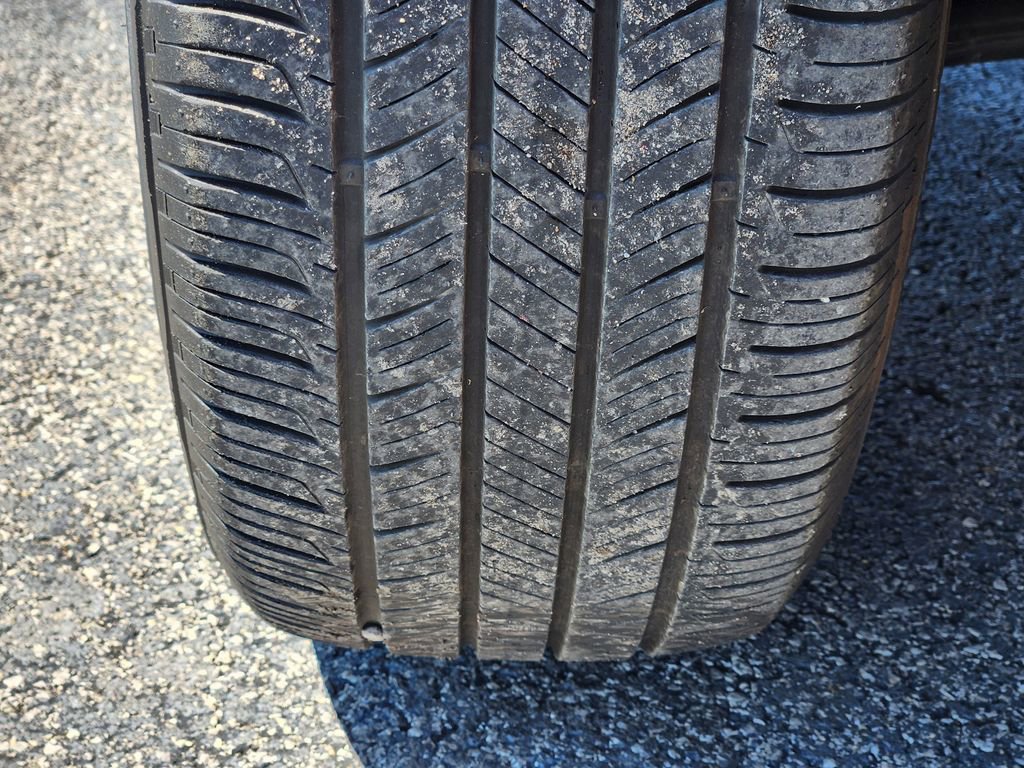 Used 2025 Honda HR-V Sport image 11