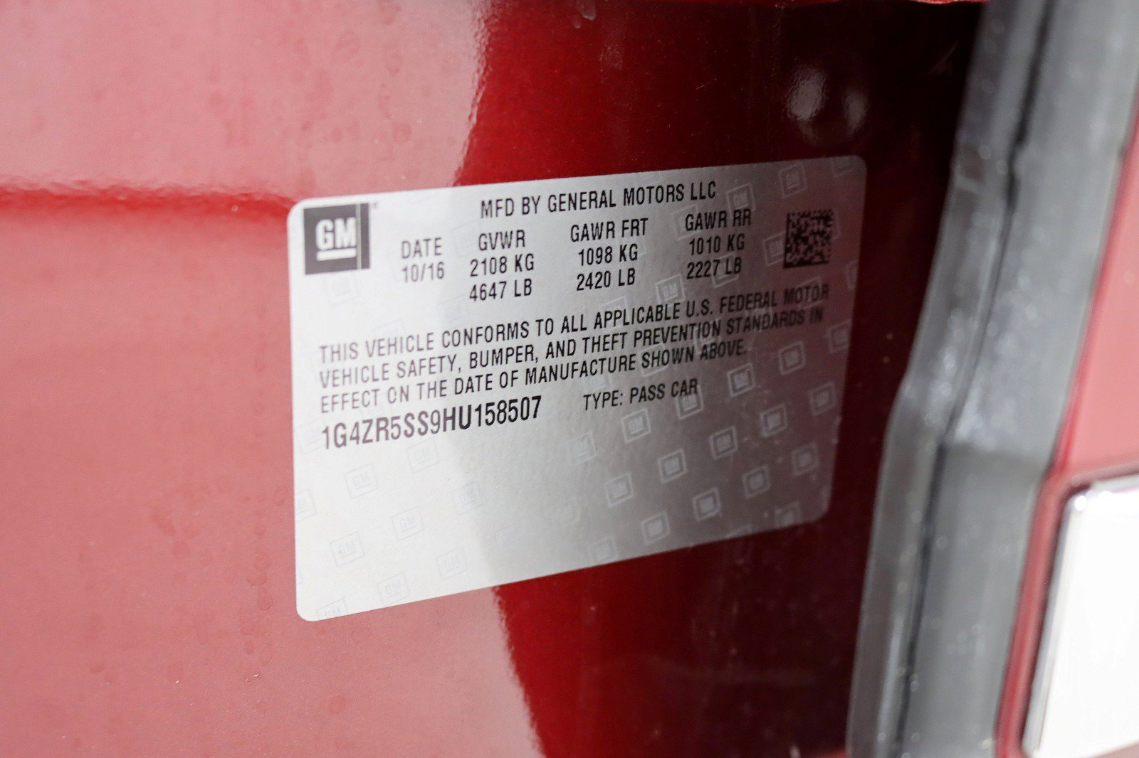 Used 2017 Buick LaCrosse Premium w/ Driver Confidence Package #2 image 38