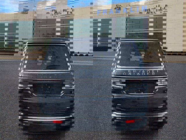 Used 2023 Jeep Grand Wagoneer L Series III image 6