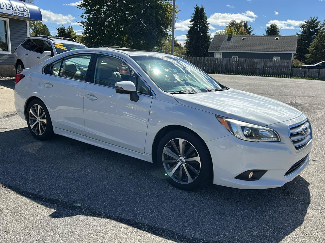 Used 2016 Subaru Legacy 3.6R Limited AWD/4WD image 5