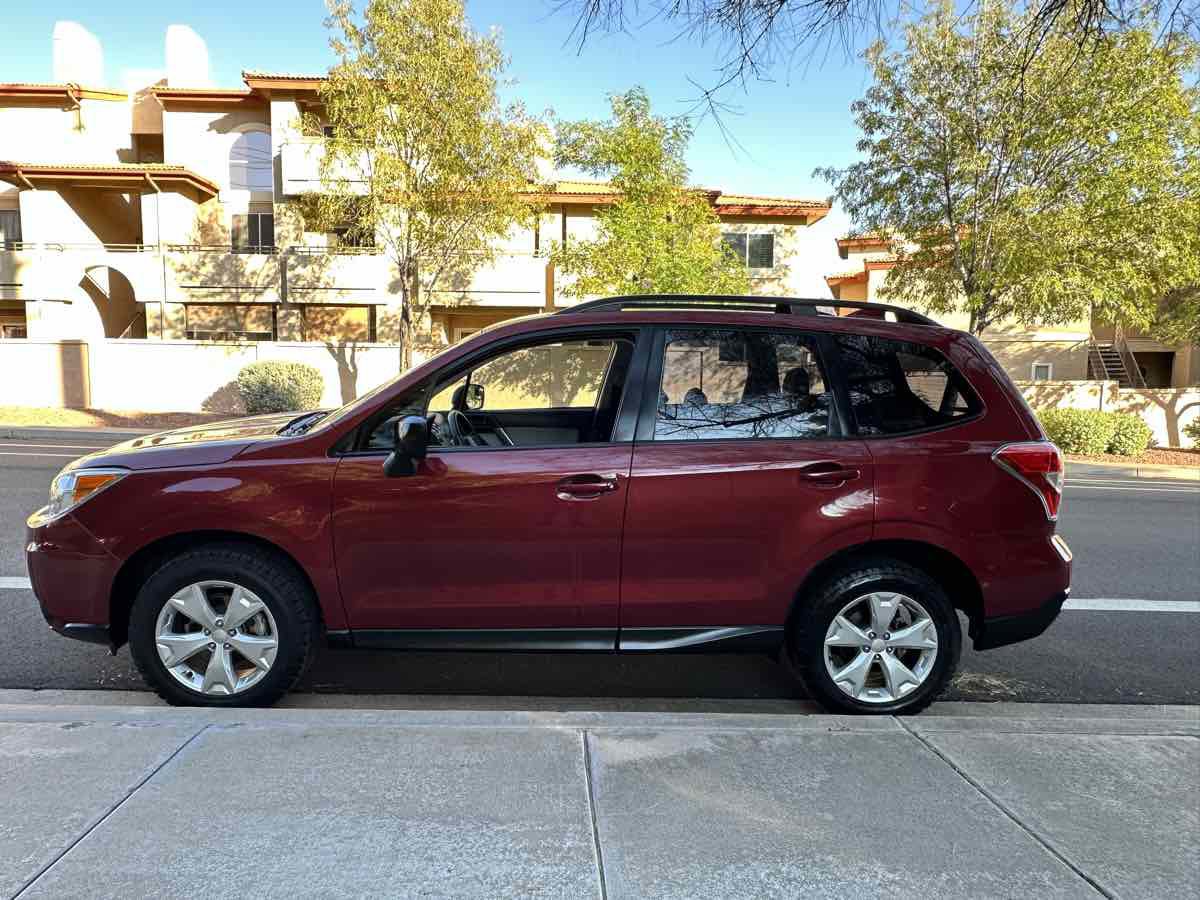 Used 2016 Subaru Forester 2.5i w/ Alloy Wheel Package image 5