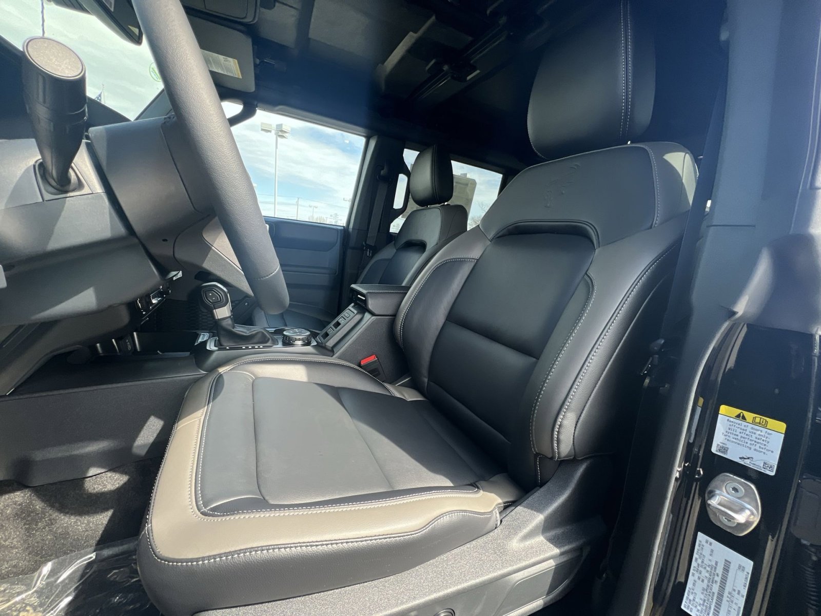 New 2026 Ford Bronco Outer Banks AWD/4WD image 13