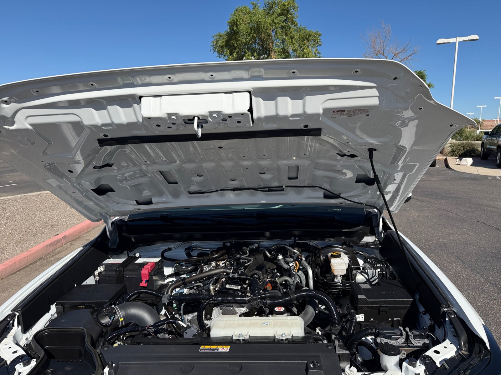 Used 2024 Toyota Tacoma SR5 AWD/4WD image 32