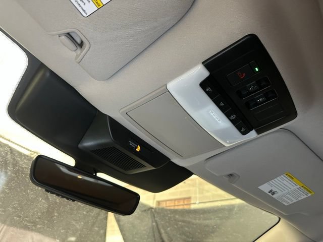 New 2026 Nissan Pathfinder SL w/ SL Premium Package AWD/4WD image 32