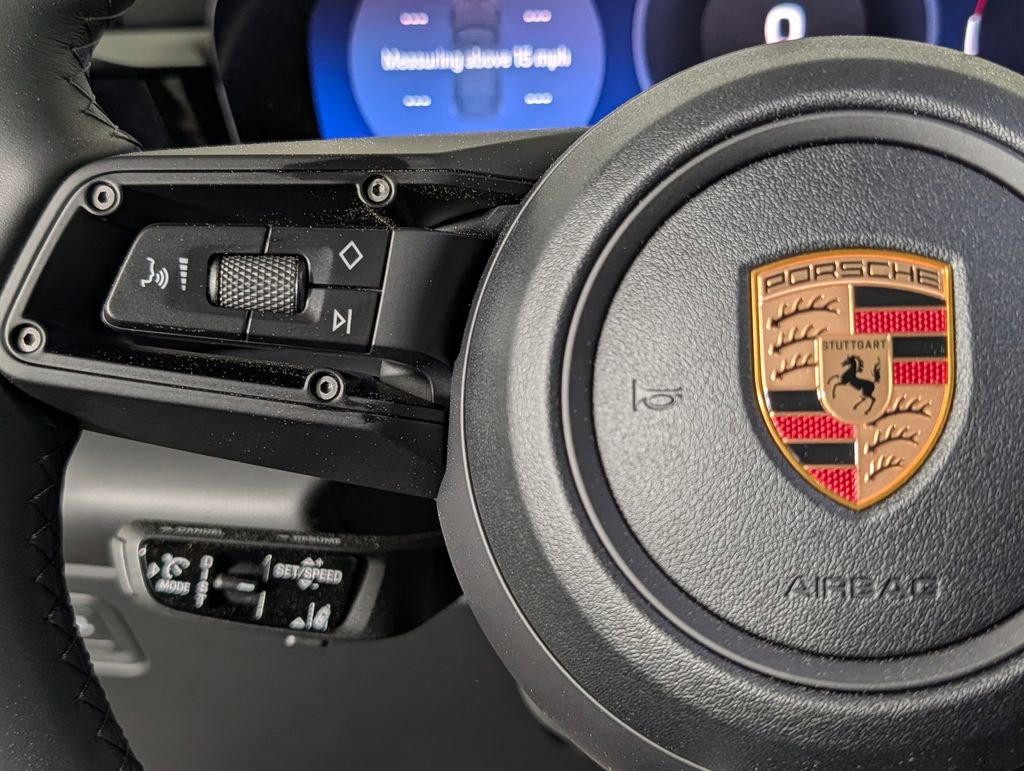 New 2026 Porsche Macan 4 Electric image 38