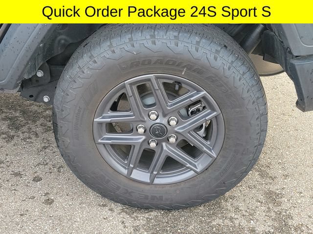 Used 2025 Jeep Wrangler Unlimited Sport AWD/4WD image 7