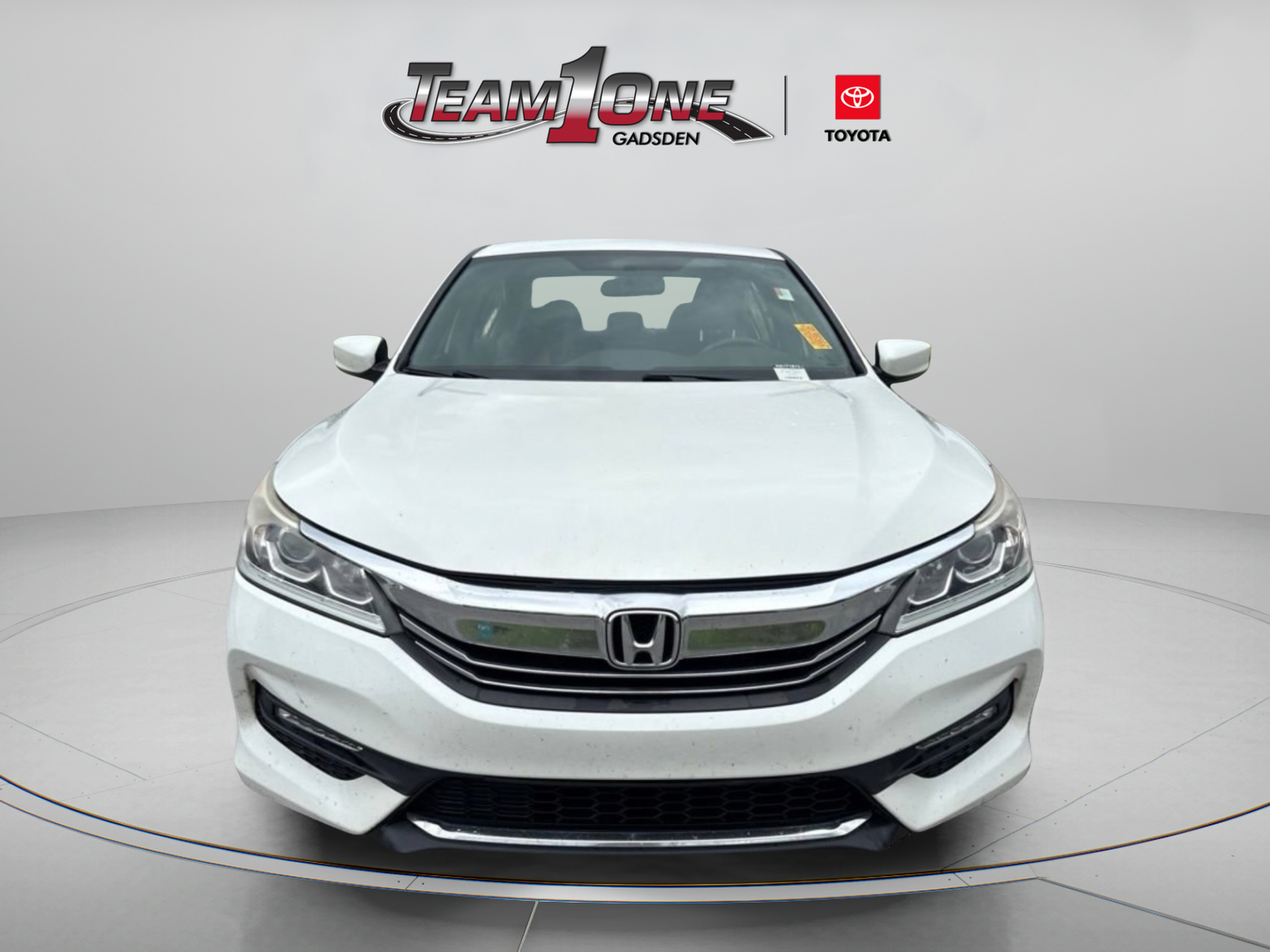Used 2017 Honda Accord Sport Special Edition image 2