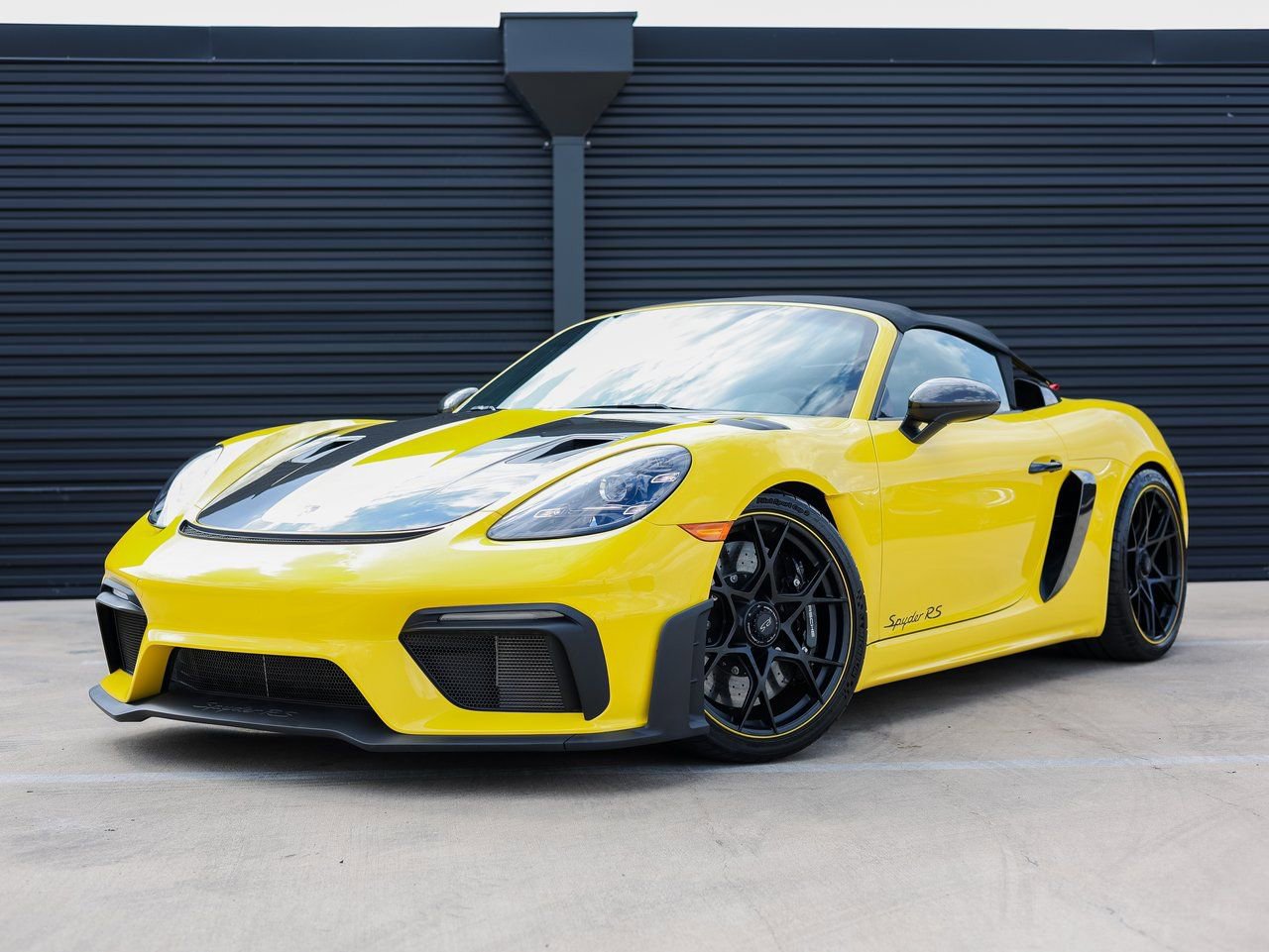 Certified 2024 Porsche 718 Boxster Spyder RS image 1
