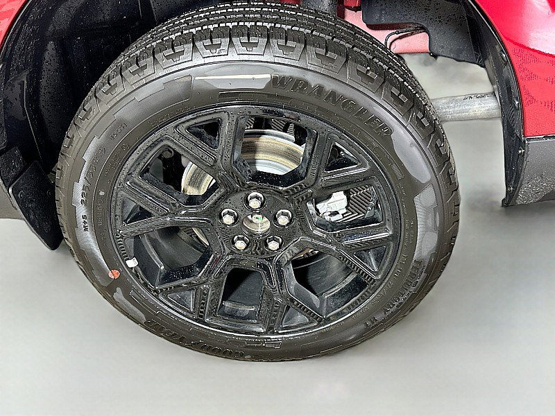 New 2025 Ford Maverick XLT w/ XLT Luxury Package image 19