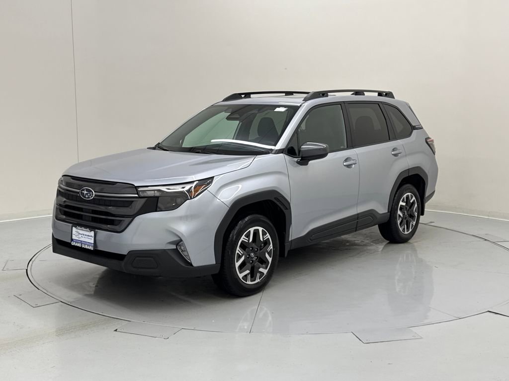 Used 2026 Subaru Forester Premium image 2