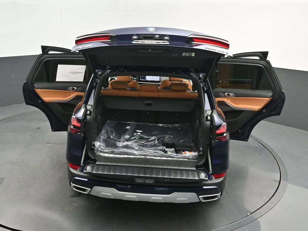 New 2026 BMW X5 xDrive50e AWD/4WD image 57