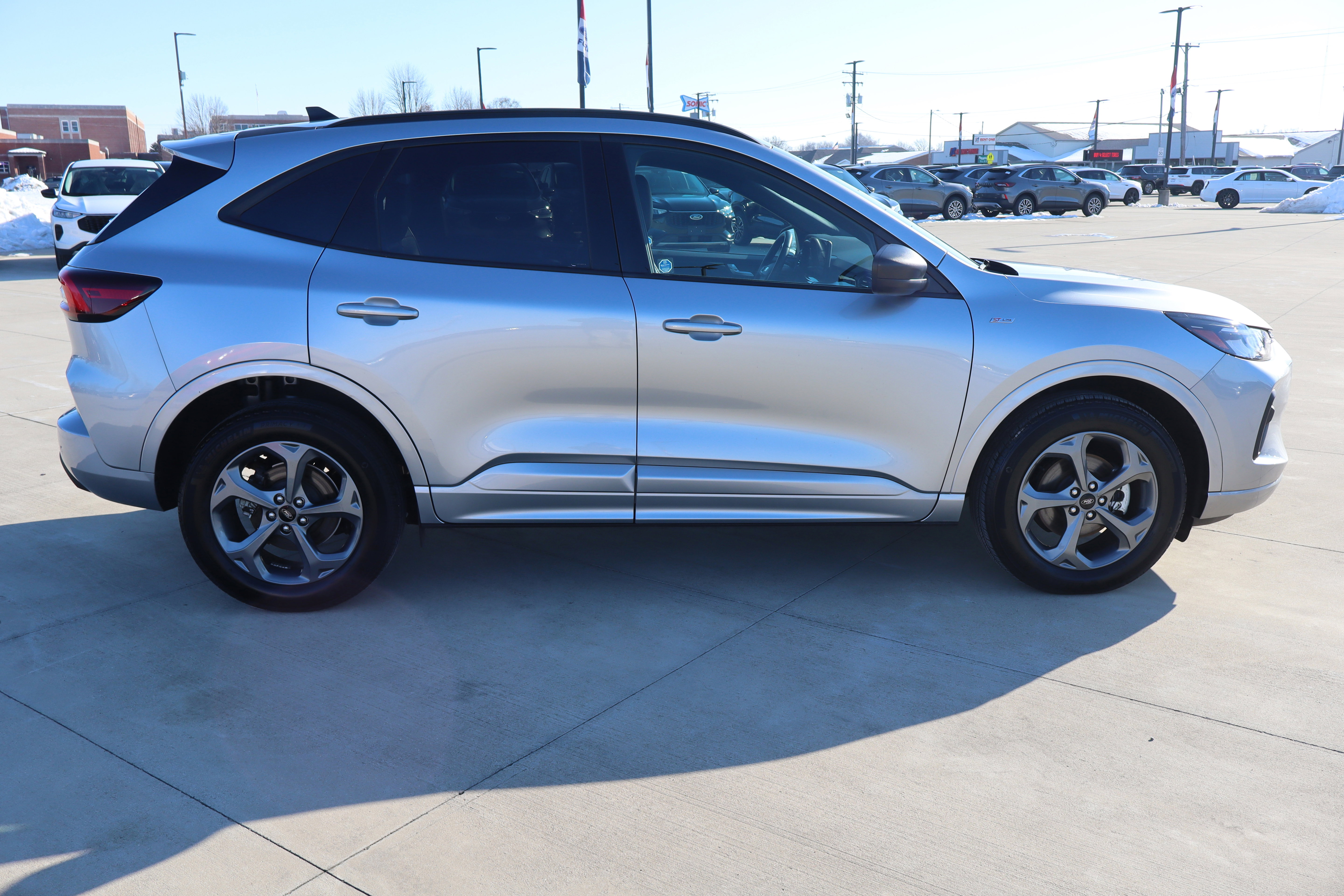 Used 2023 Ford Escape ST-Line w/ Tech Pack #1 image 5