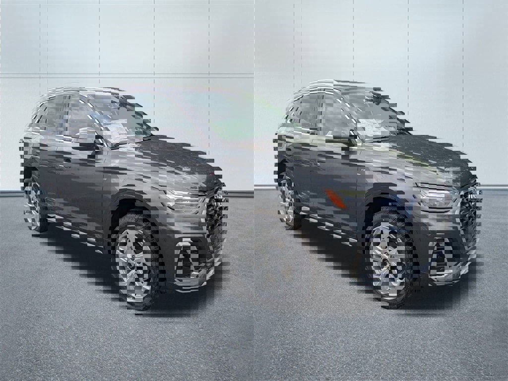 New 2025 Audi Q5 2.0T Premium Plus