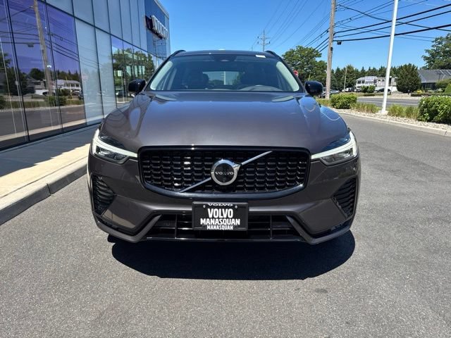 Certified 2025 Volvo XC60 B5 Plus AWD/4WD image 7