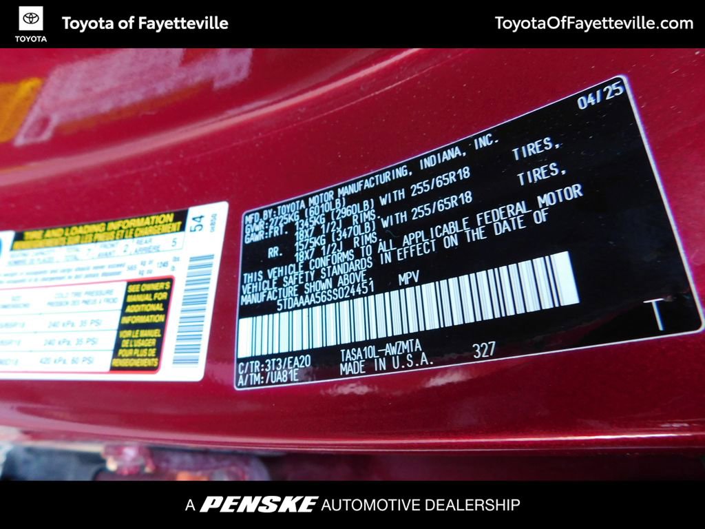 Used 2025 Toyota Grand Highlander FWD image 11