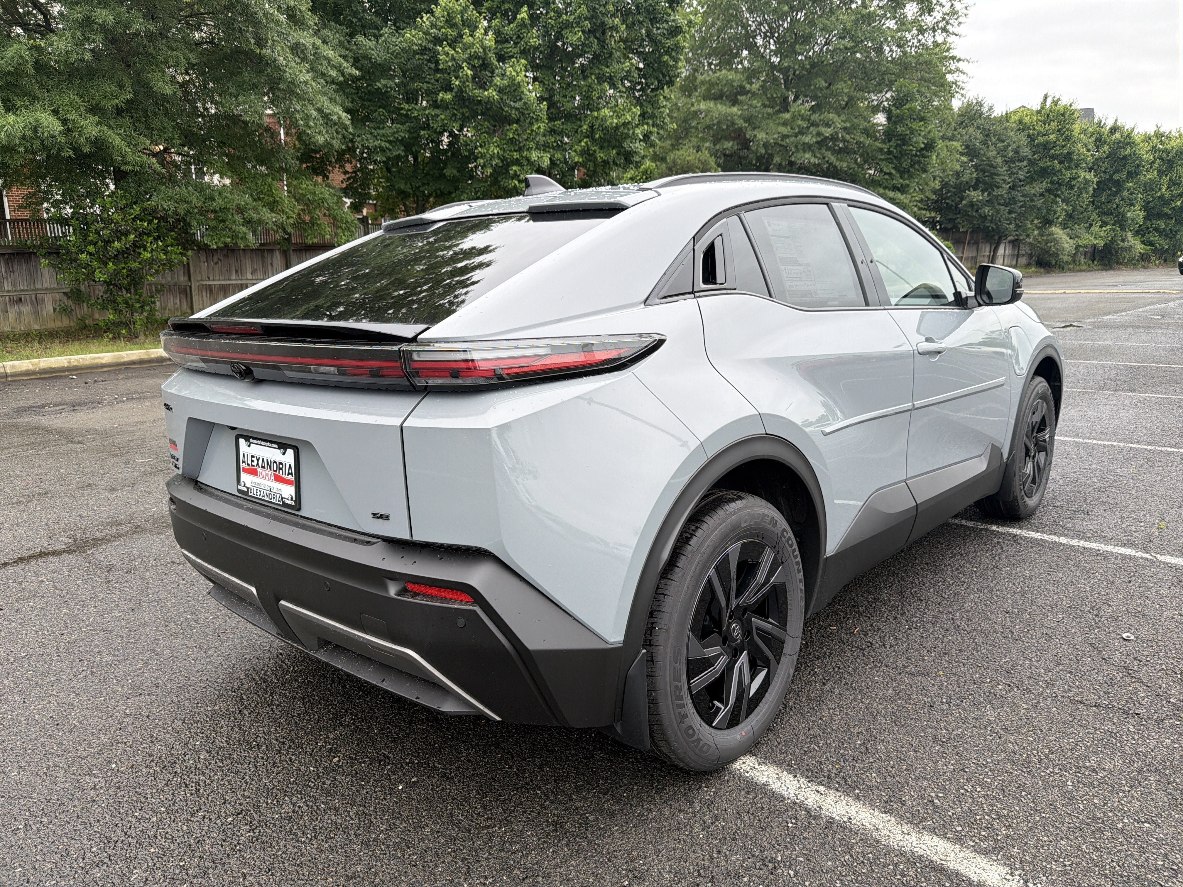 New 2026 Toyota C-HR AWD/4WD image 4