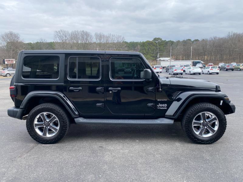 Used 2018 Jeep Wrangler Unlimited Sahara image 5