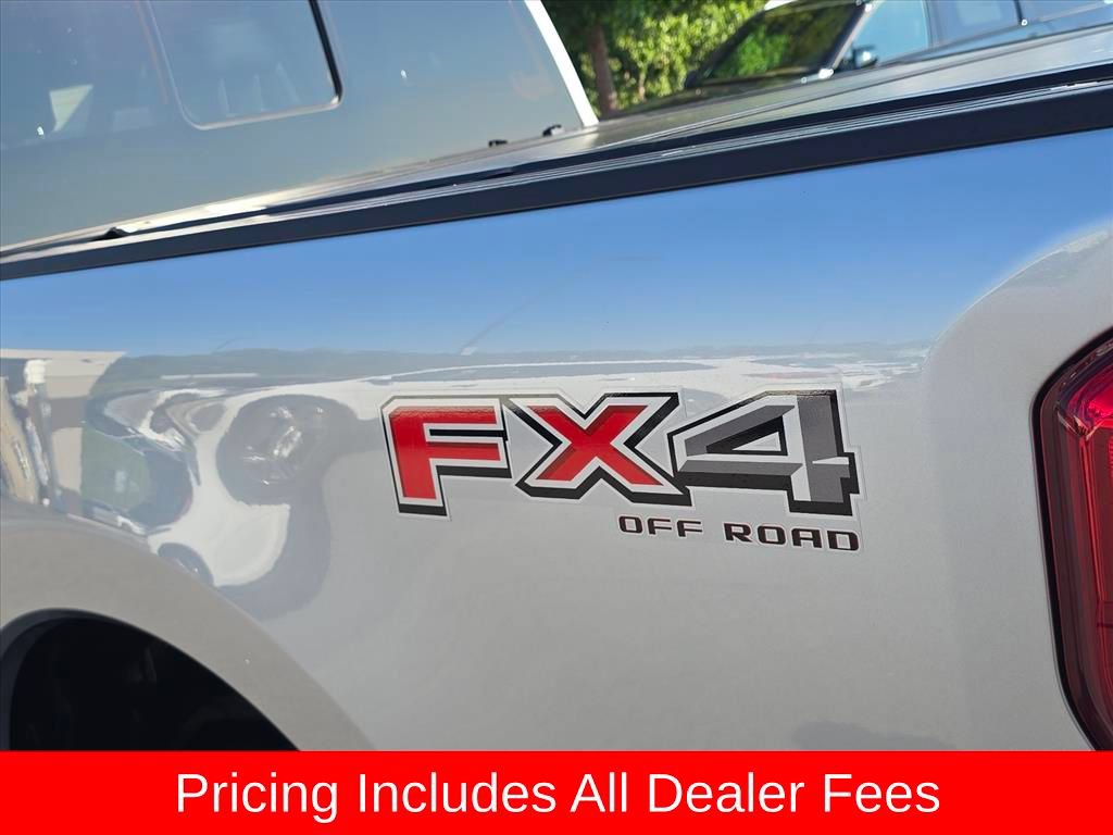 Used 2024 Ford F350 Lariat w/ FX4 Off-Road Package AWD/4WD image 16