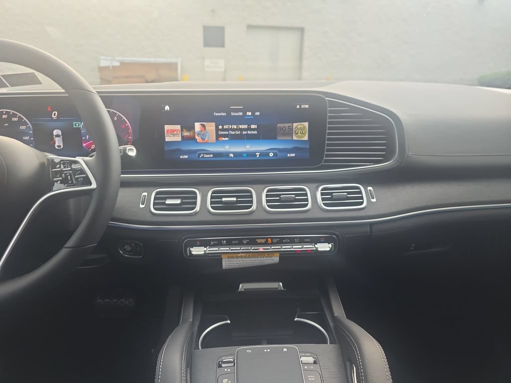 New 2026 Mercedes-Benz GLE 450 4MATIC Coupe image 17