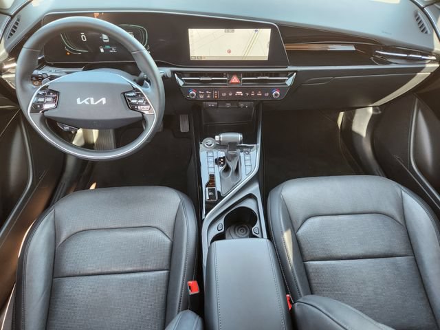 Certified 2024 Kia Niro FWD image 28