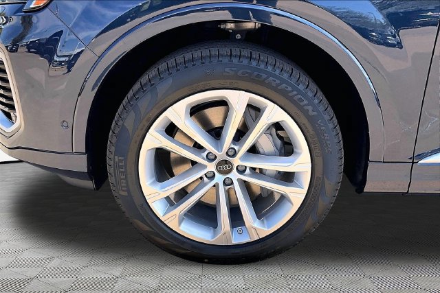 New 2026 Audi Q7 2.0T Premium Plus AWD/4WD image 8