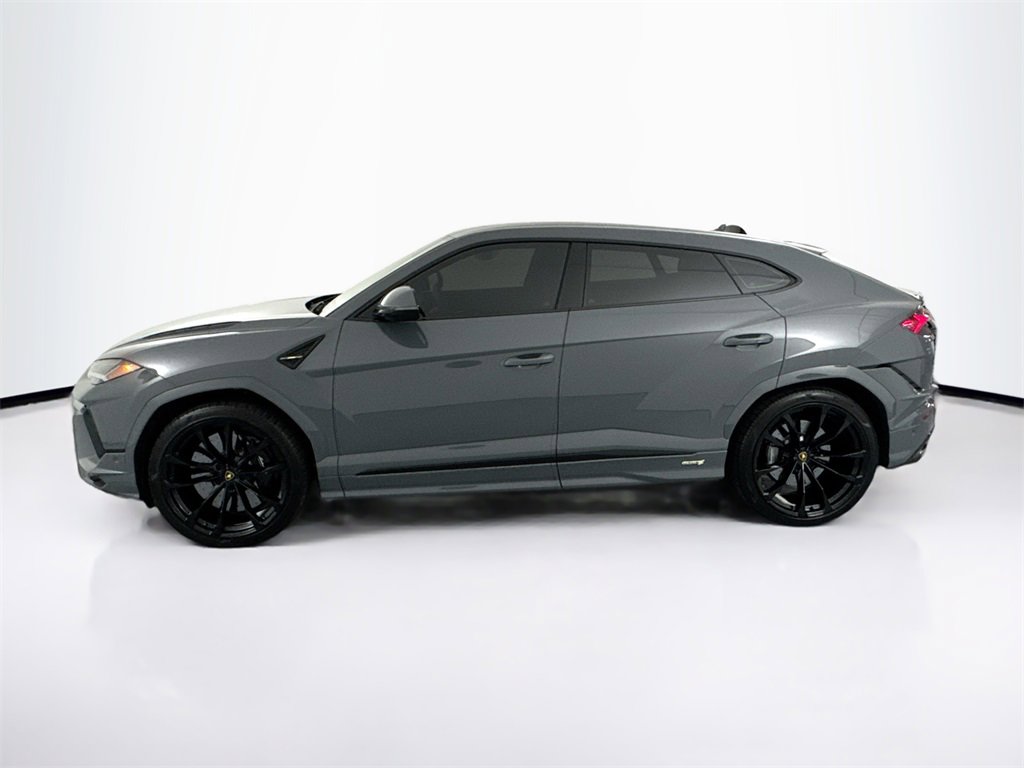 Used 2024 Lamborghini Urus S image 8