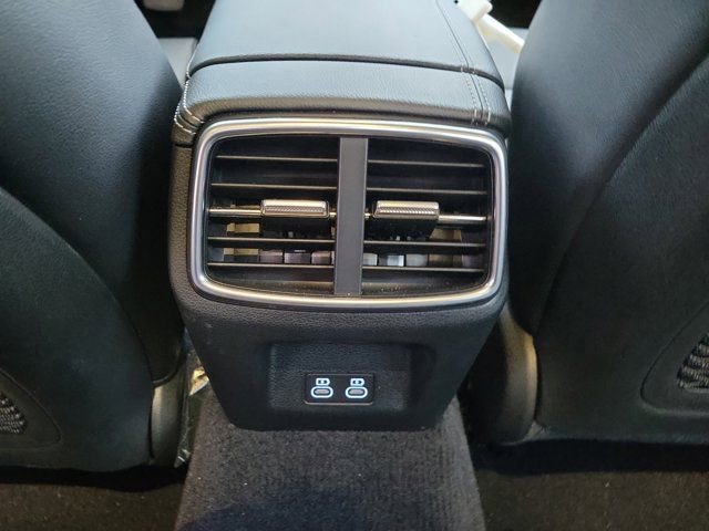 Used 2026 Genesis G70 2.5T image 12