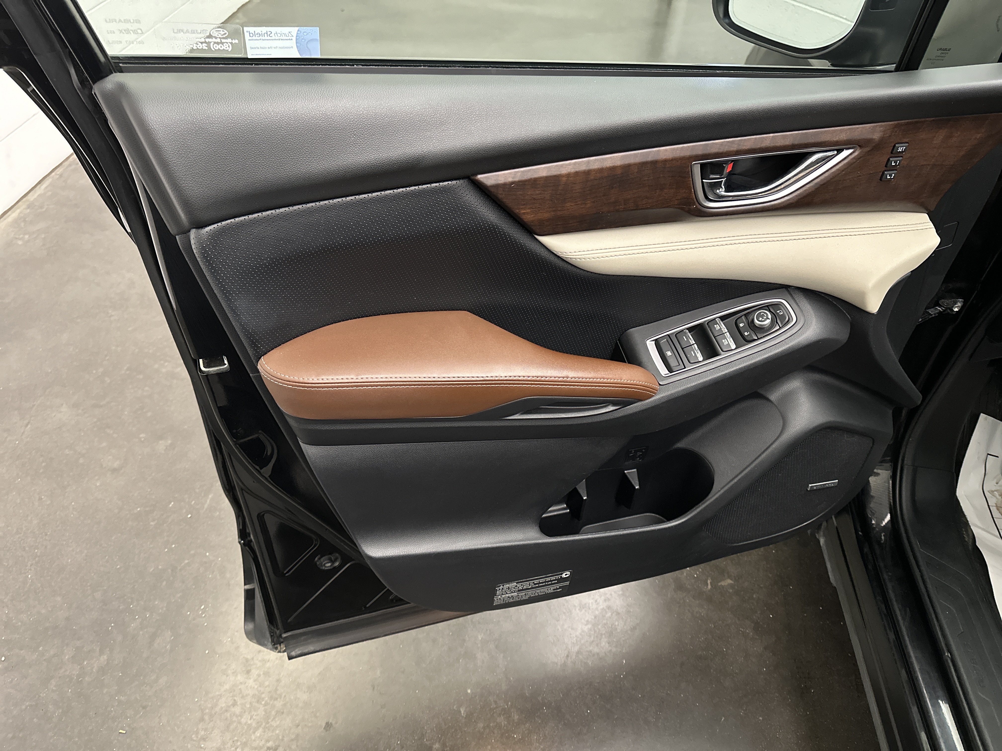 Used 2022 Subaru Ascent Touring AWD/4WD image 18