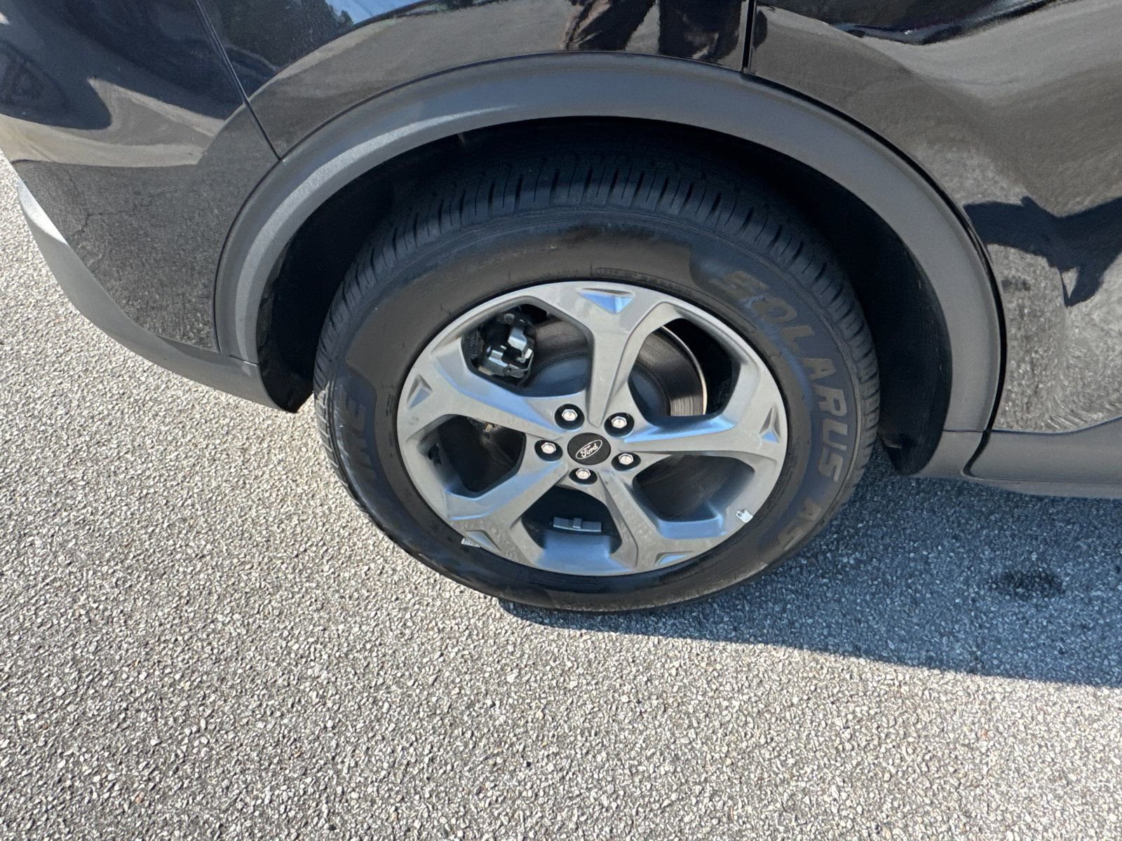 Used 2025 Ford Escape ST-Line FWD image 17