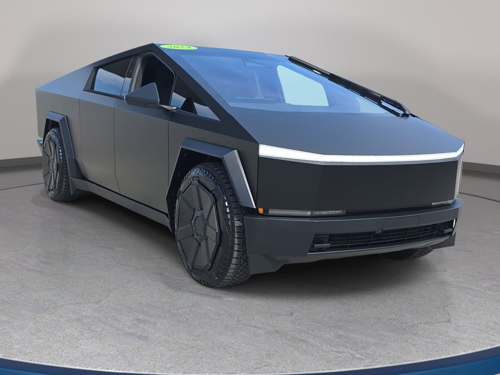 Used 2024 Tesla Cybertruck AWD Crew Cab image 4