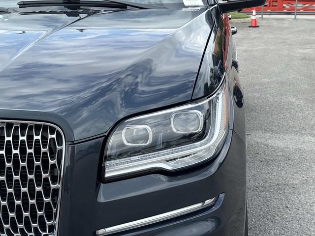 Certified 2024 Lincoln Navigator Reserve AWD/4WD image 10