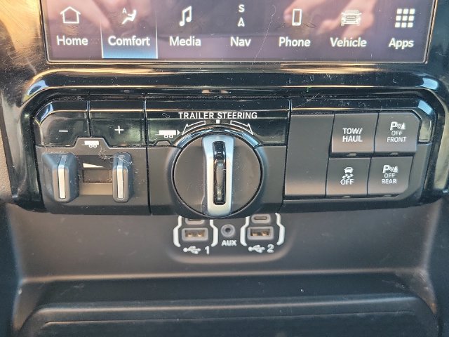 Used 2022 RAM 1500 Laramie w/ Sport Appearance Package AWD/4WD image 29