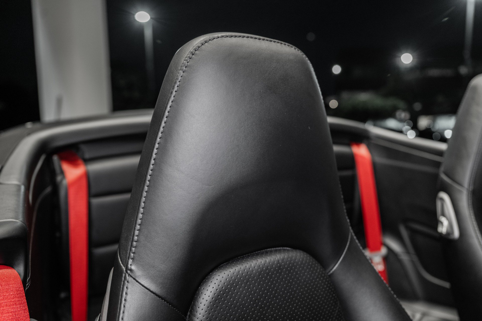 Used 2016 Porsche 911 Carrera GTS RWD image 47