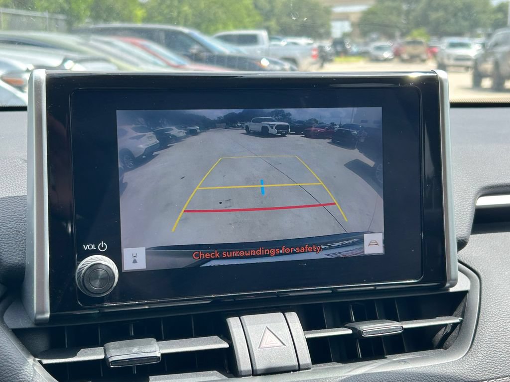 Used 2023 Toyota RAV4 LE FWD image 28