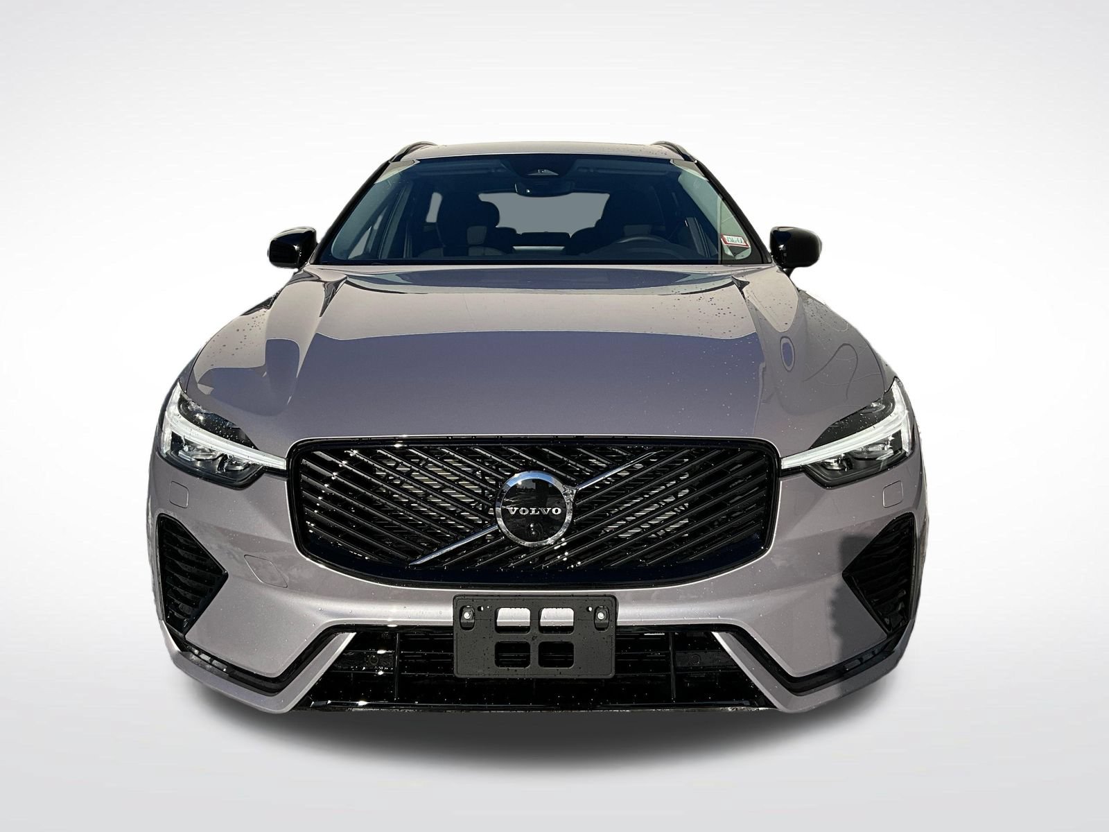 New 2026 Volvo XC60 B5 Plus w/ Protection Package Premier AWD/4WD image 8
