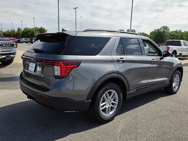 New 2026 Ford Explorer Active RWD image 11