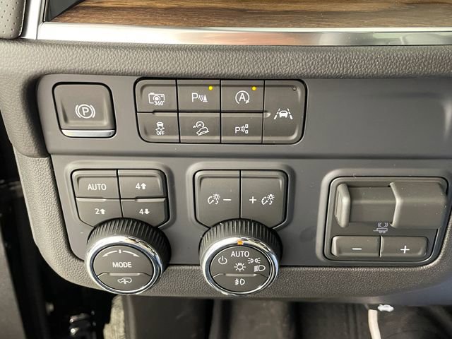 New 2026 Chevrolet Tahoe High Country image 13