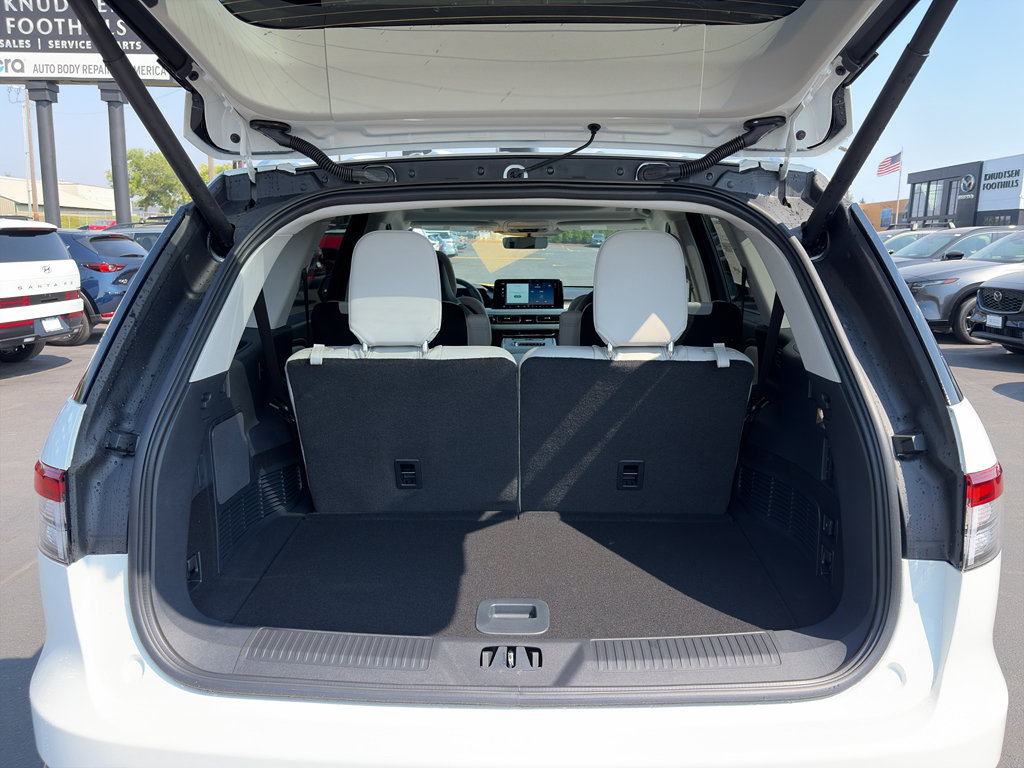 New 2026 Lincoln Aviator Reserve w/ Luxury Package AWD/4WD image 15