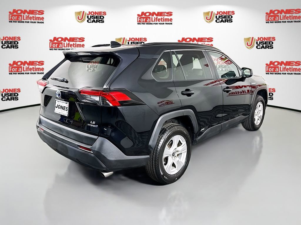 Certified 2021 Toyota RAV4 LE image 15