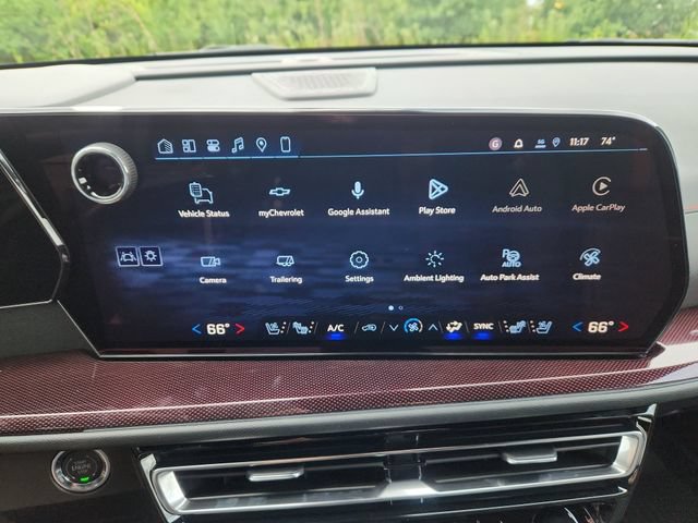 New 2027 Chevrolet Traverse RS w/ LPO, Floor Liner Package FWD image 28