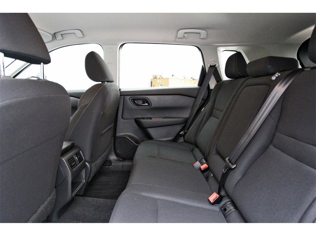 Certified 2024 Nissan Rogue S image 10